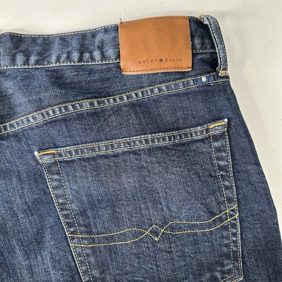 Lucky Brand 181 Relaxed Straight Denim Jeans Size 38x34 Blue - Picture 3 of 11